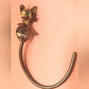 Vintage Gold Tone Cat Green Rhinestone Eyes Moveable Tail Pin Brooch